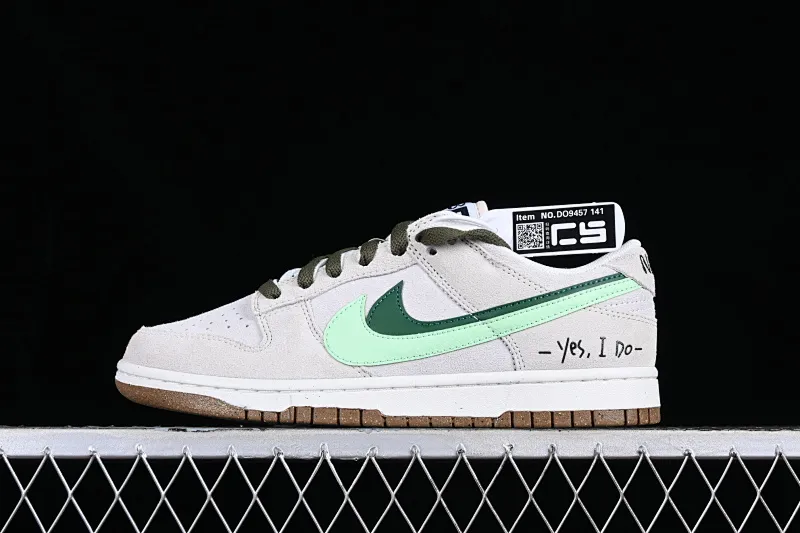 All categories Nk SB Dunk series Nk SB Dunk Low low-top sneakers Nk SB Dunk Low "85" grass green double hook SB low-top sports and leisure sneakers DO9457-141